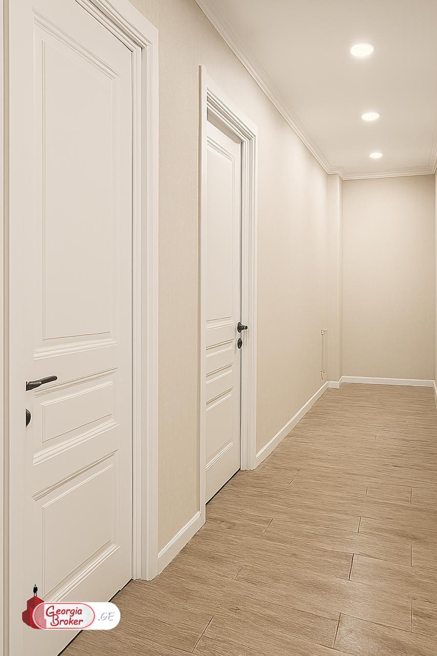 nearly repaired 3-room apartment for sale